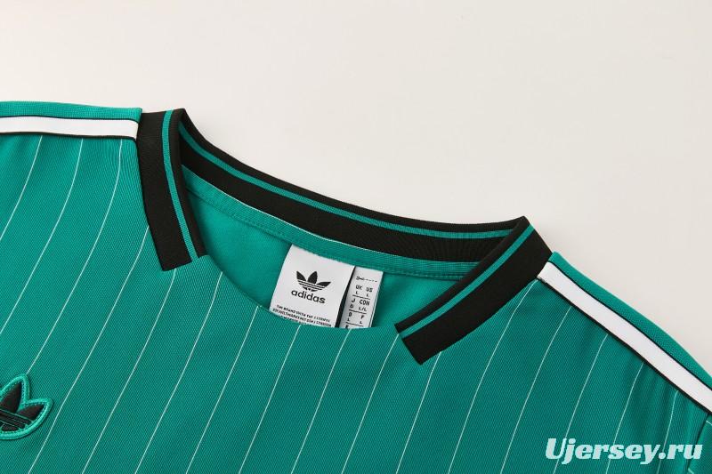 26/27 Liverpool   Green Pinstripe  Short Sleeve+Soccer Shorts