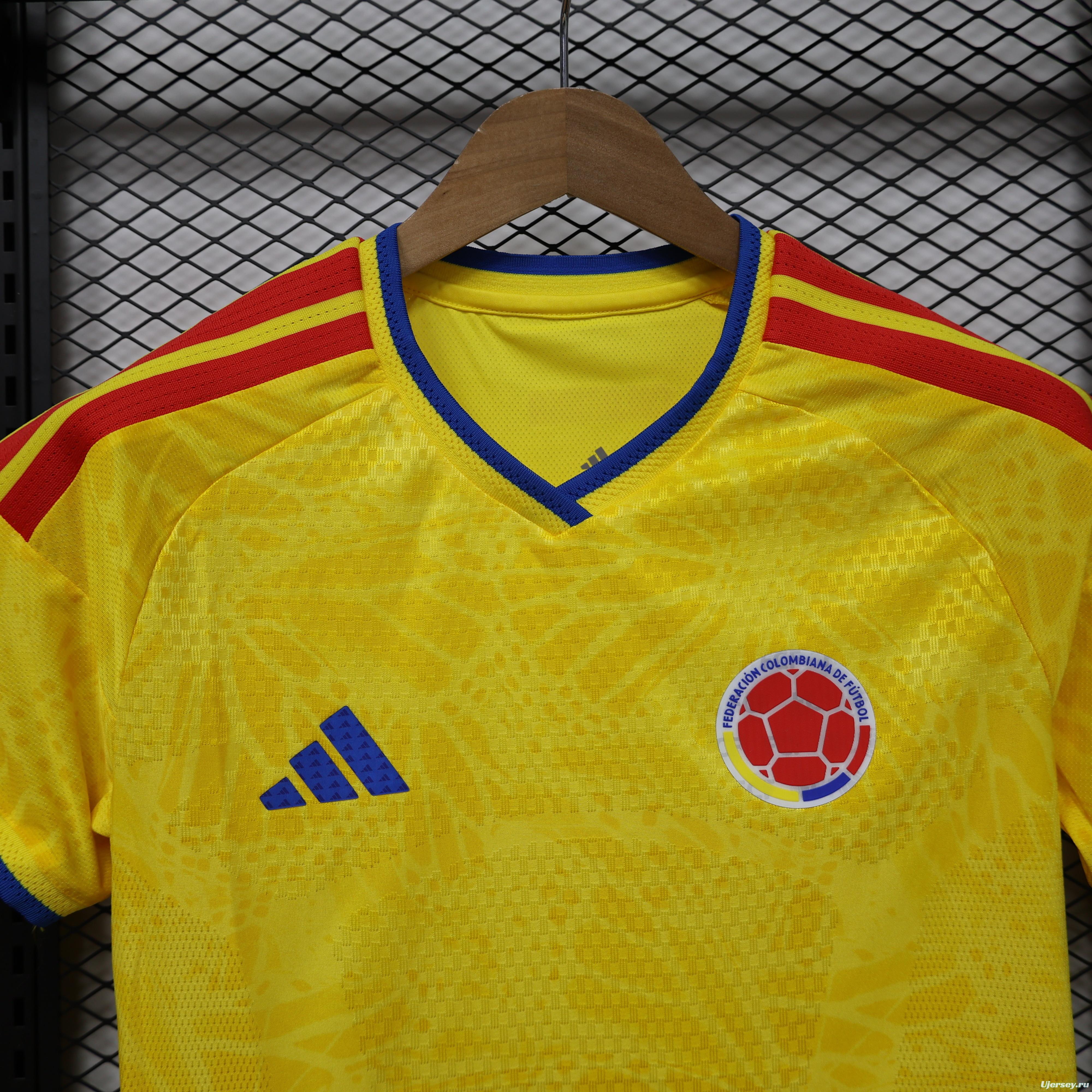 Player Version 2026 Colombia Women Yellow Home Jersey