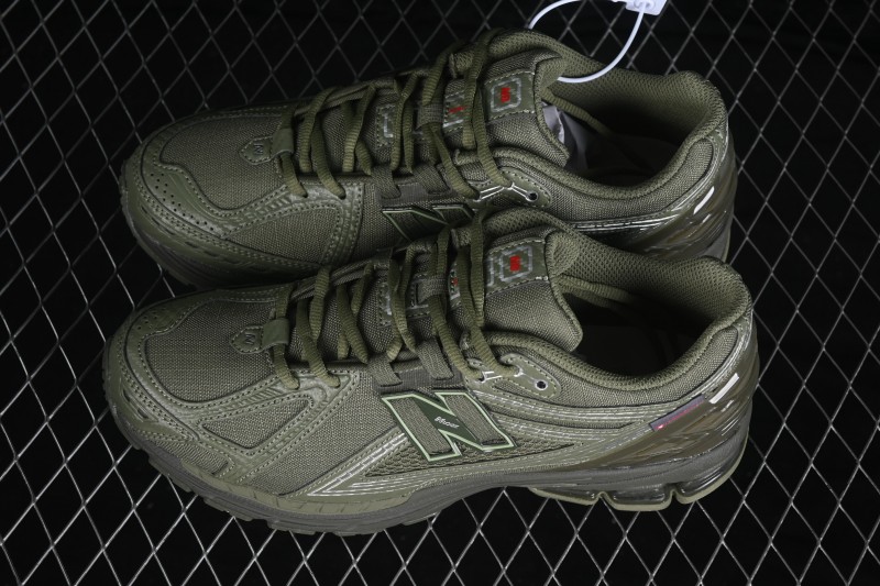 New Balance 1906 Series Retro Running Shoes with Breathable Mesh and T-Beam Support - U1906ROG