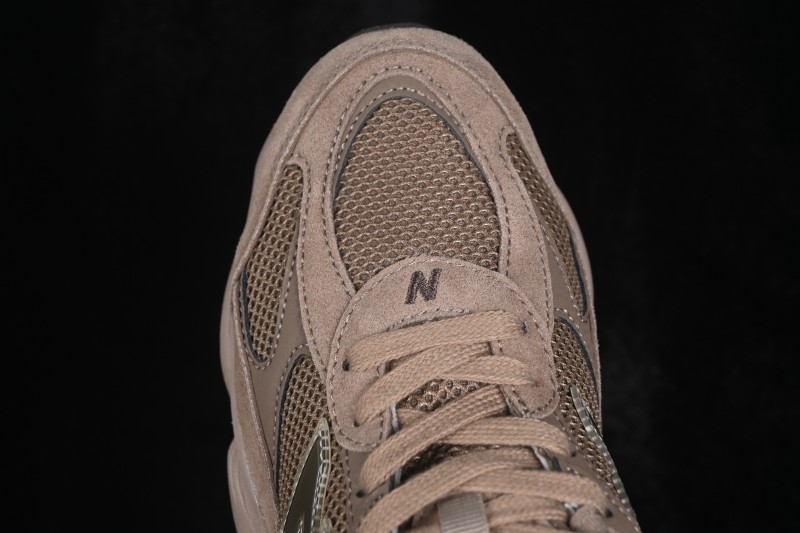 New Balance 603 Series Retro Casual Running Shoes with Breathable Mesh Upper - M6035RC