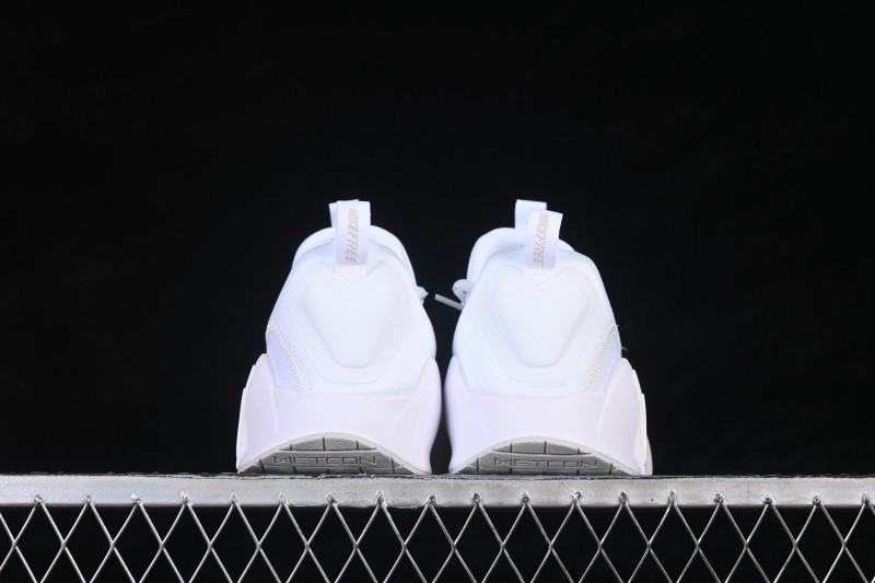 Nike Free Metcon 6 Training Shoes with Breathable Mesh and Cushioned Sole - FJ7127-103