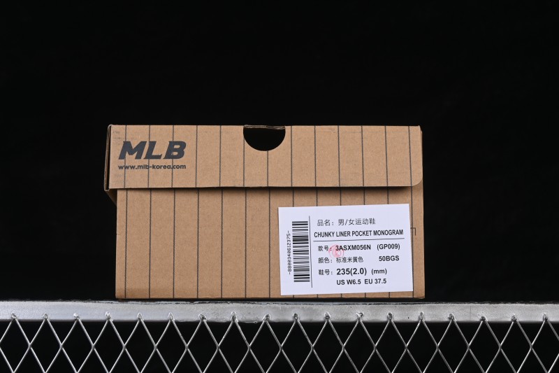 MLB New York Yankees Chunky Liner Pocket Monogram Elevated Running Shoes - 3ASXM056N50BGS