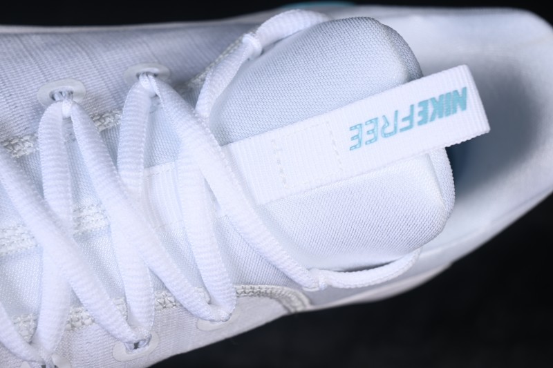 Nike Free Metcon 6 Training Shoes with Breathable Mesh Upper and Flexible Cushioning - FJ7126-102