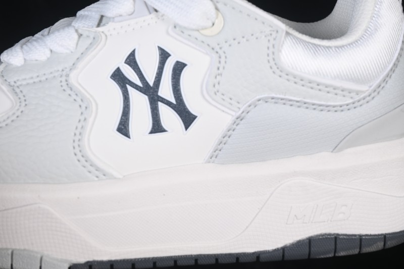 MLB New York Yankees Chunky Curve Liner Running Shoes with Thick Sole - 3ASXM096N50GRS