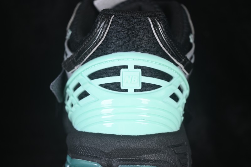 New Balance 1906 Series Retro Running Shoes with Lightweight Mesh and T-Beam Arch Support - U19063Y0