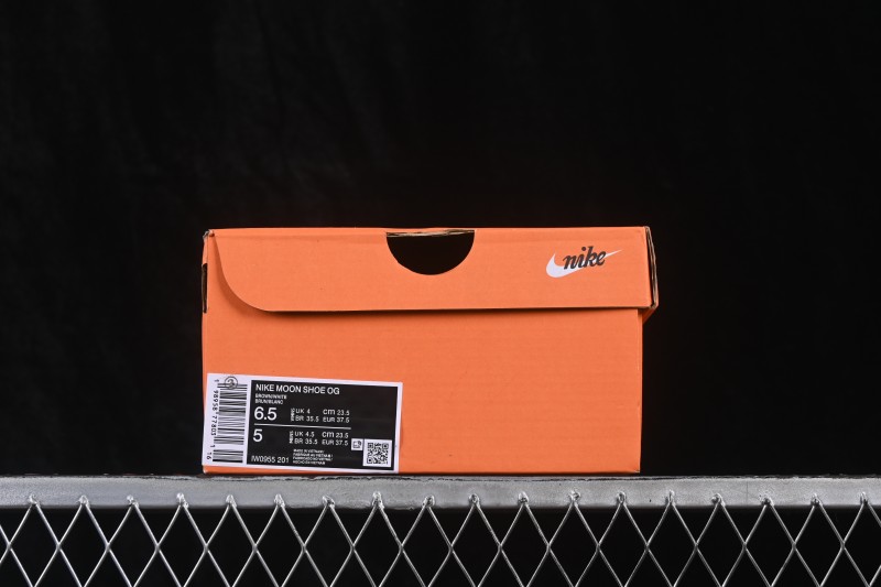 Nike Moon Shoe SP Vintage Lifestyle Low-Top Casual Sneakers with Thin Sole - IW0955-201