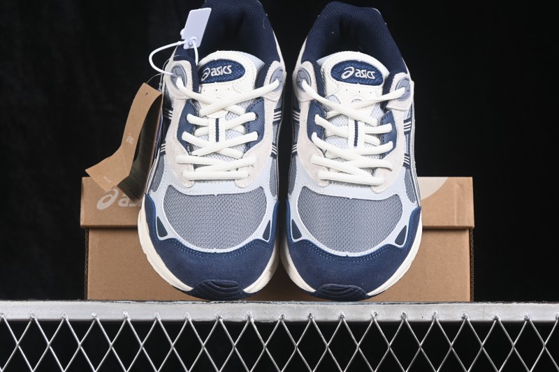 Asics Gel-NYC 2.0 Retro Running Shoes with Breathable Mesh and Suede Upper - 1203A895-020