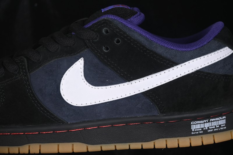 Nike SB Dunk Low Skateboarding Shoes with Cushioned Collar and Rubber Outsole - HQ1625-500
