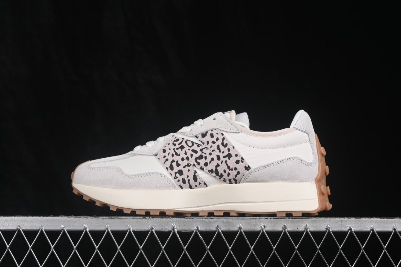 New Balance 327 Retro Casual Running Shoes with Trail-Inspired Design - MS327ANA