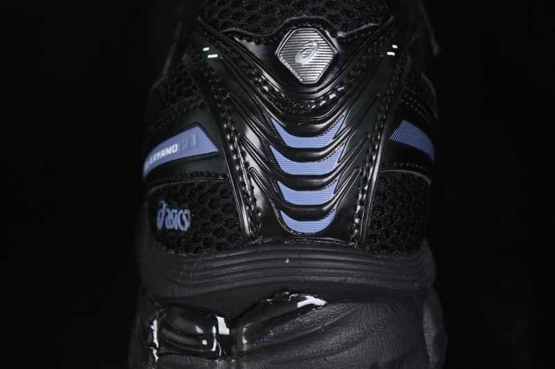 Adidas Basketball Shoes with Seamless Upper and 360-Degree GL Midsole - 1203A976-001