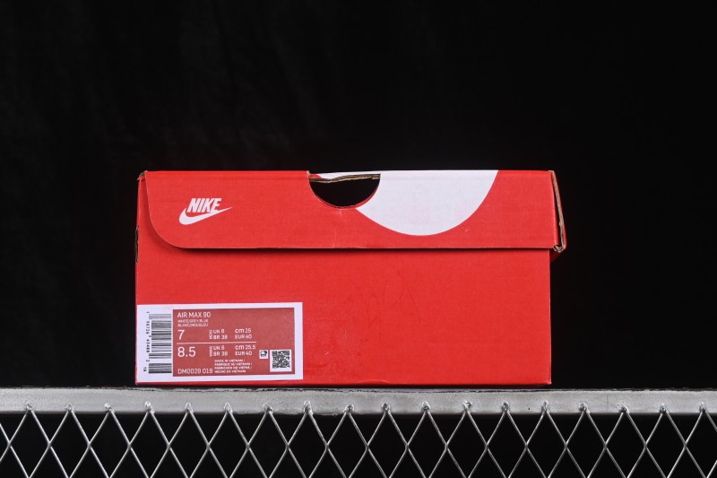 Nike Air Max 90 Retro Running Shoes with Visible Air Cushioning - DM0029-019