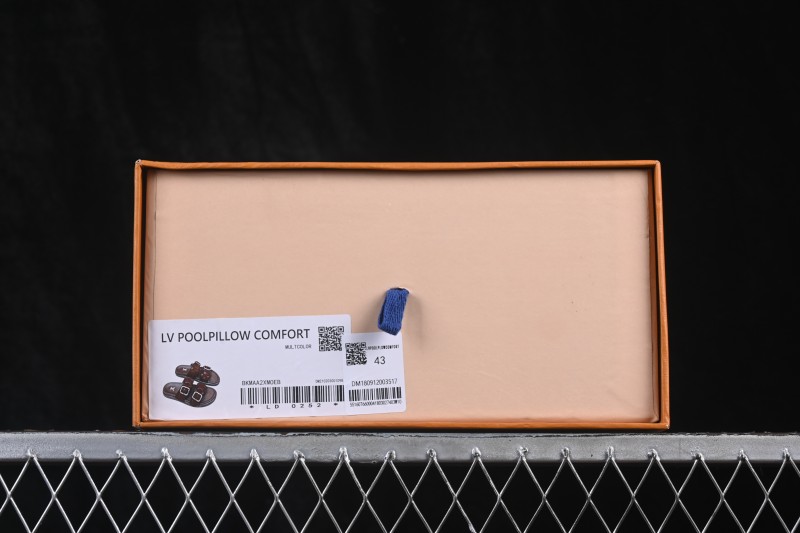 Louis Vuitton Venice Comfort Calfskin Suede Round-Toe Slide Sandals