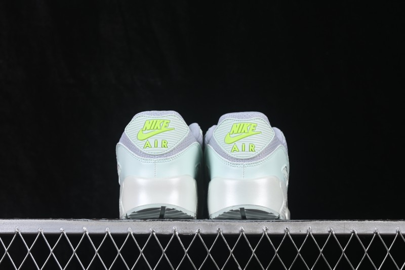 Nike Air Max 90 Retro Running Shoes with Air Cushion - DM0029-025