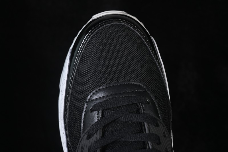 Nike Air Max 90 Retro Running Shoes with Air Cushion - 325213-031