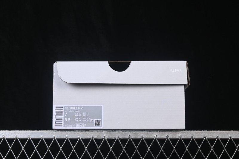 Nike Air Force 1 '07 Low Casual Skate Shoes with Full-Length Air Cushion - IV6822-399