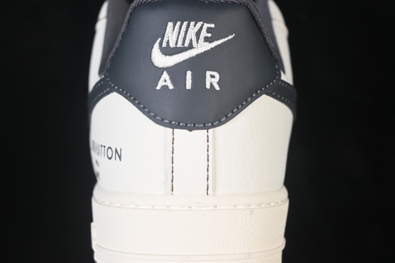 Nike Air Force 1 '07 Low Collaboration Casual Sneakers - KD1688-013