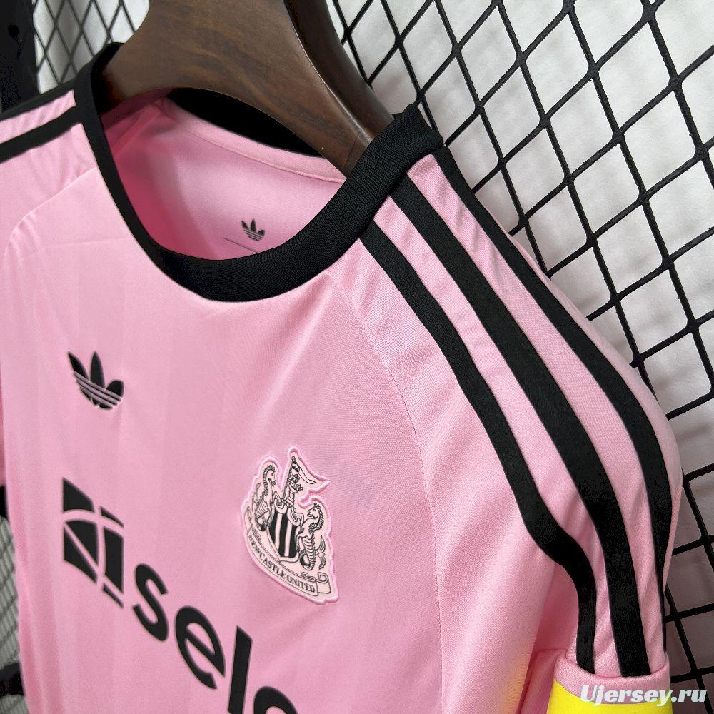 2025/26 Mens Newcastle United Goalkeeper Jersey