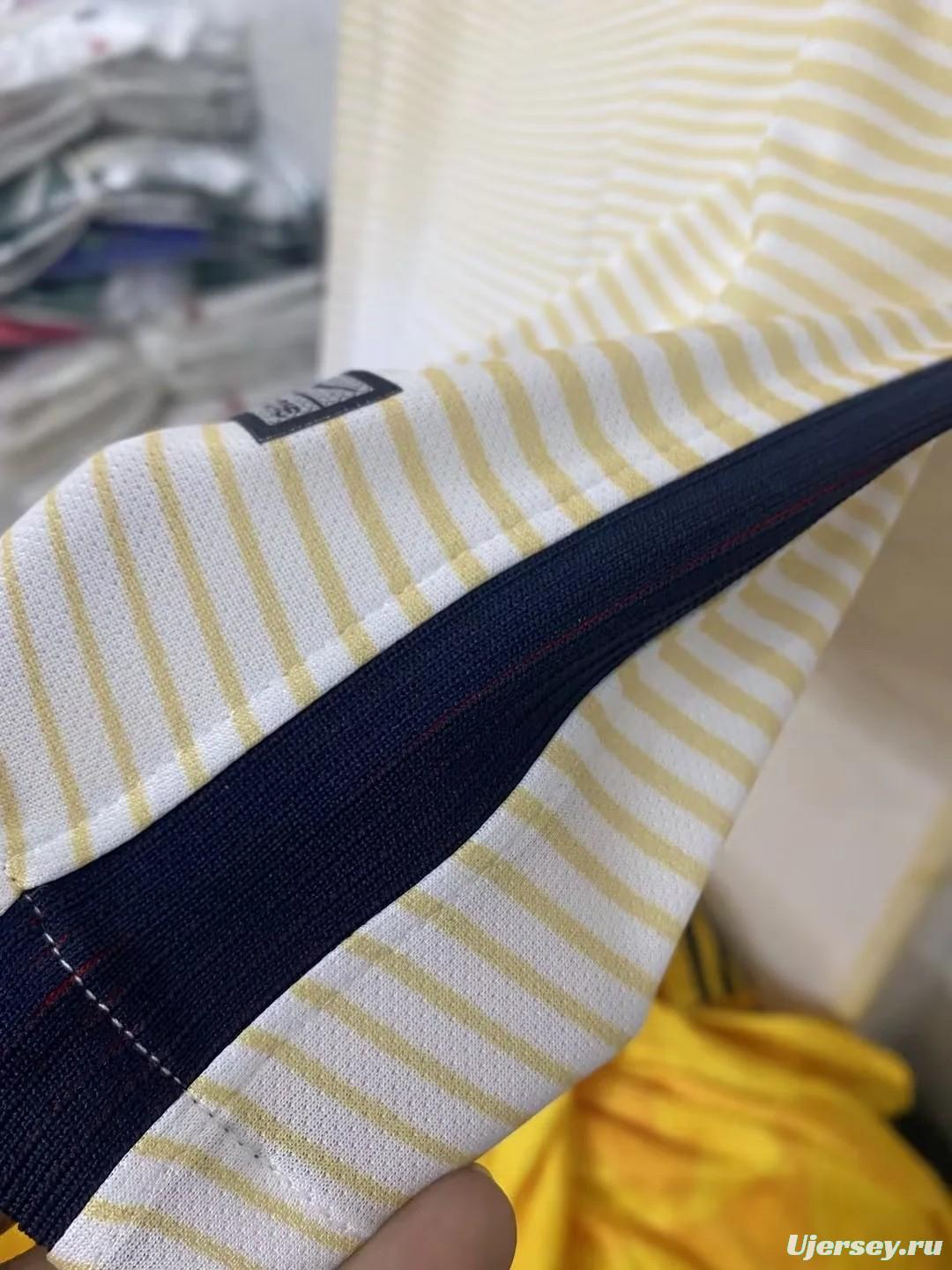 Retro 16/17 Club America Home Jersey