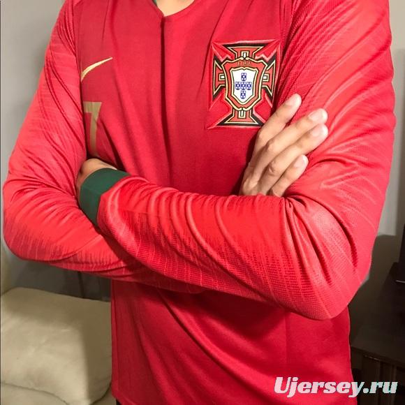 Retro 2018 Portugal Home Long Sleeve Jersey