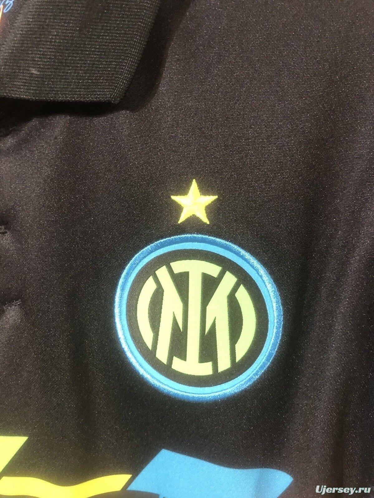 Retro 21/22 Inter Milan Third Black Jersey