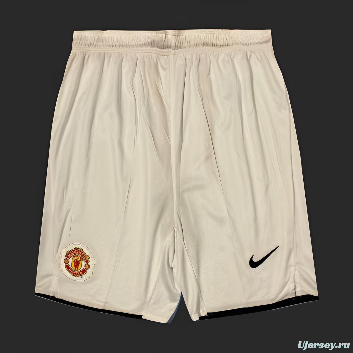 Retro 07/08 Manchester United Home Shorts