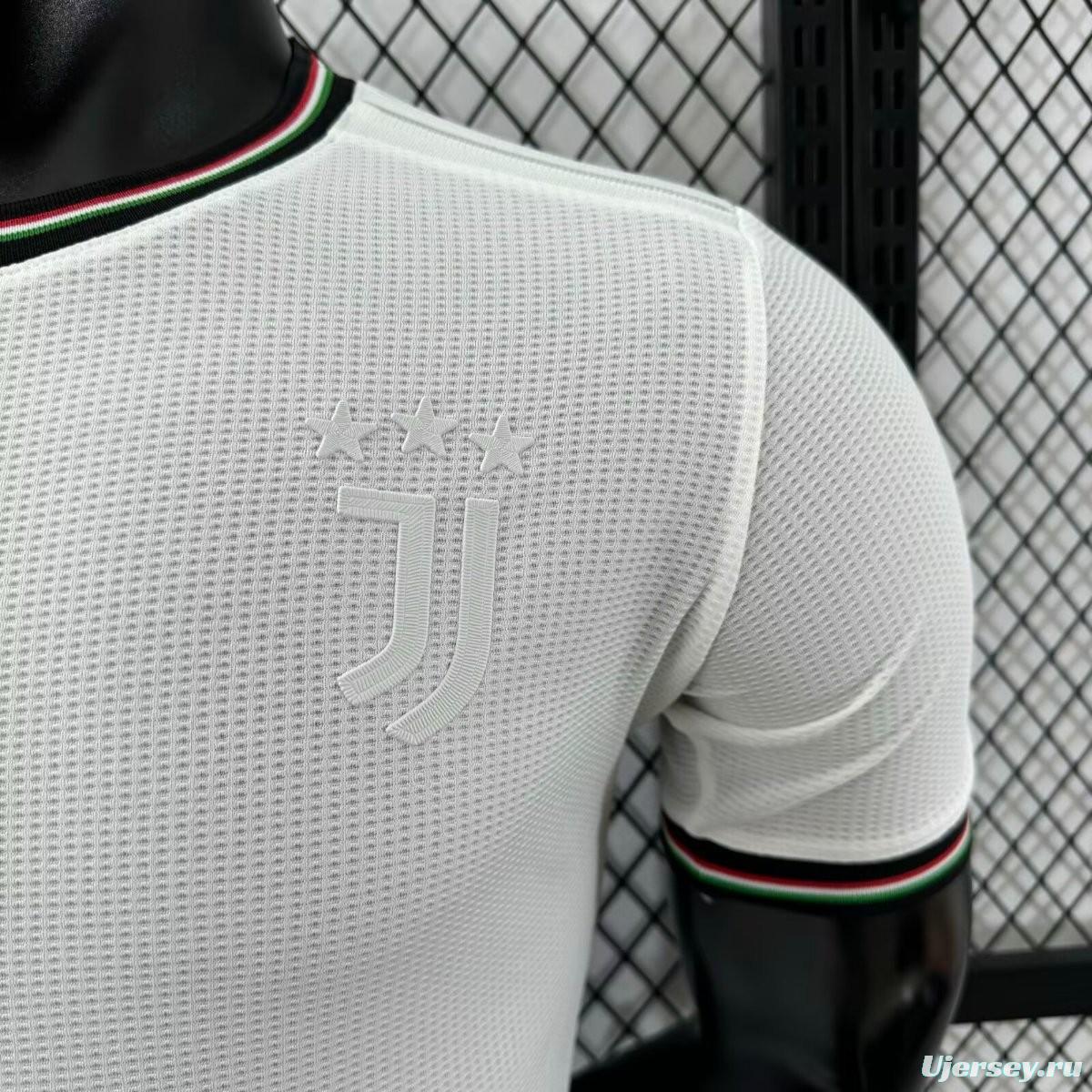 Player Version 25/26 Juventus WHITE Pre-Match Jersey