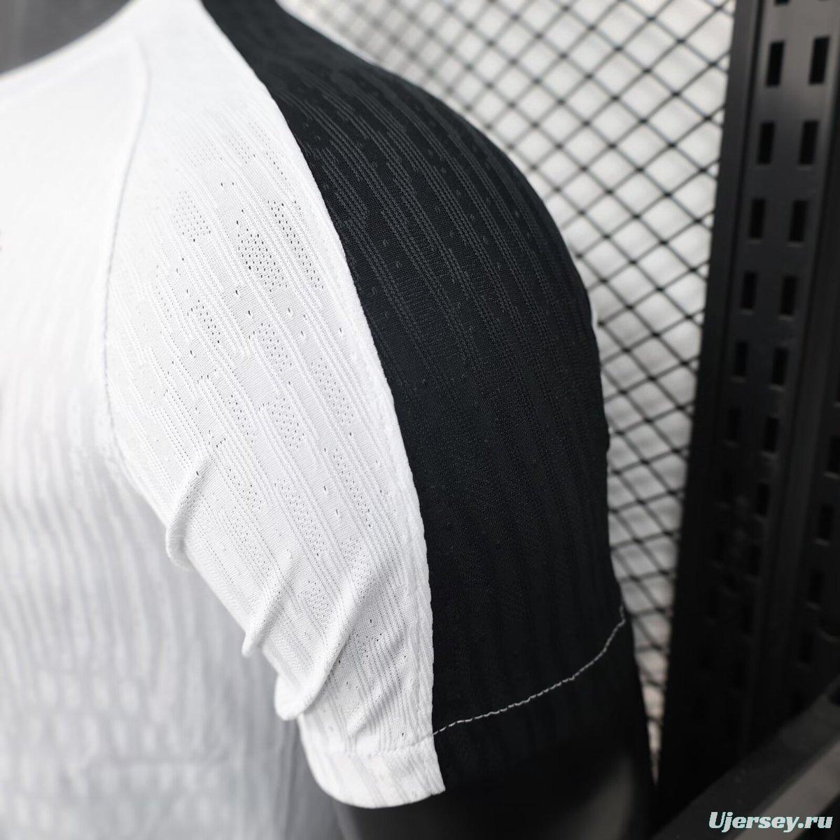 Player Version 25/26 PSG x XO WHITE Pre-Match Jersey