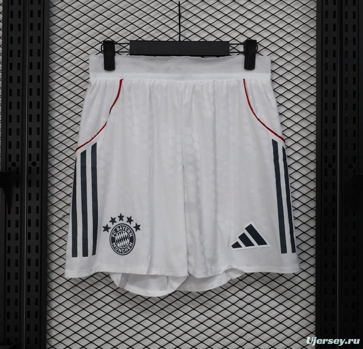 Player Version 25/26 Bayern Munich Home Shorts